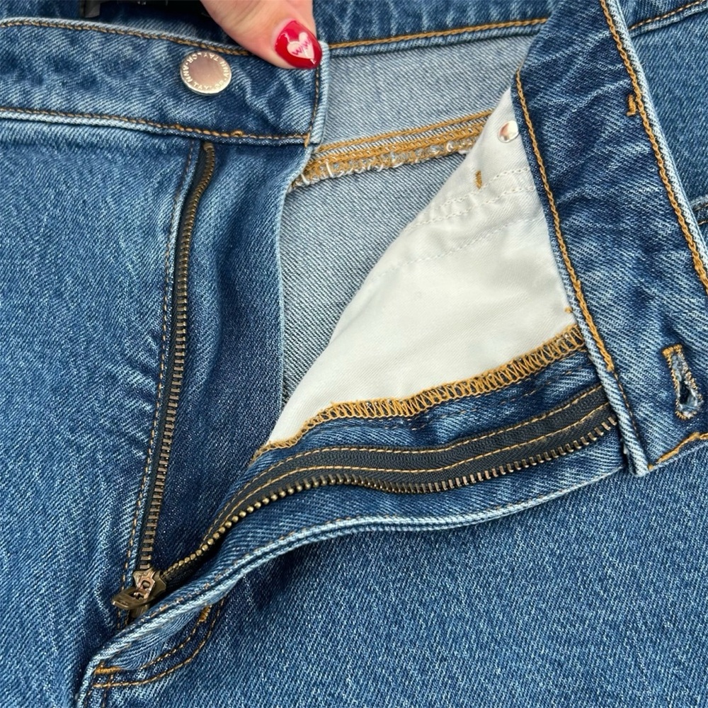 Ann Taylor The Straight Curvy High Rise Jeans Size 14 - Picture 8 of 10